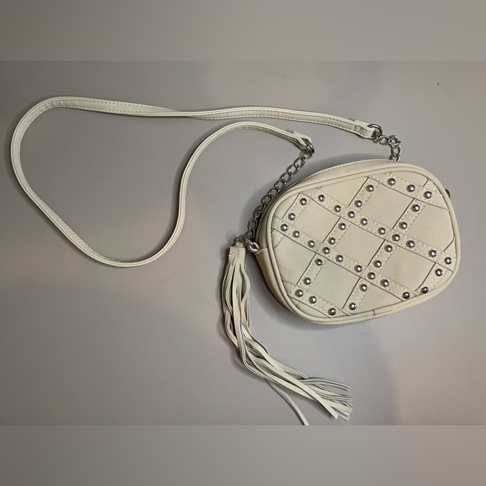 Stylish White Crossbody Bag with Tassel